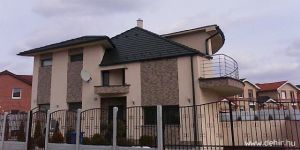 Hetvenmillió az urak földjén - élet az urak földjén